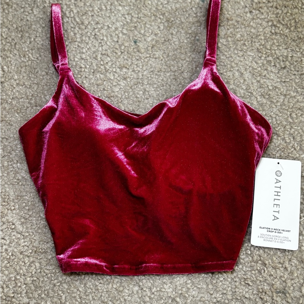 Athleta NWT Magenta Velvet Crop Top With Built In Bra & Pads. Size small.